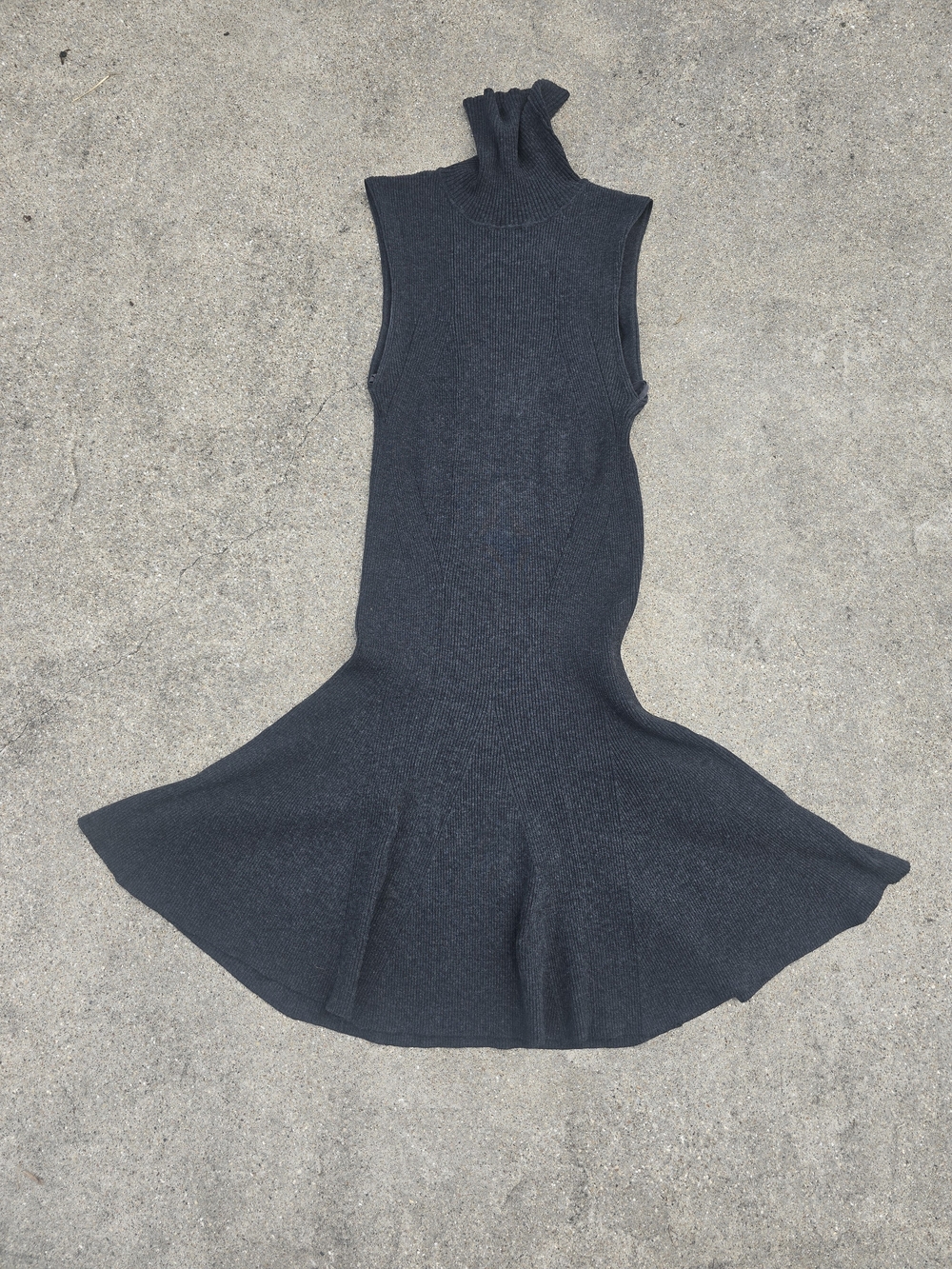 Alice + Olivia Sleeveless Turtleneck Flared Knit Dress - Charcoal